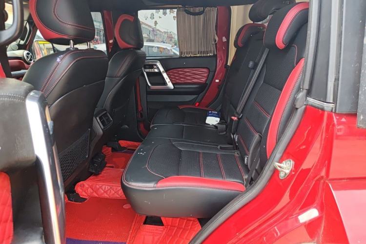 Used BAIC Off-Road BJ40 2019 PLUS 2.3T Automatic Four-Wheel Drive Premium Edition China VI Left Rear Seat