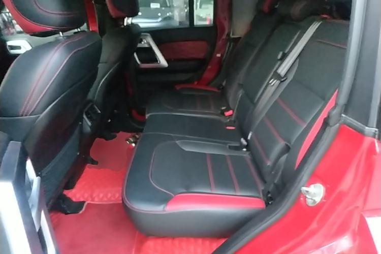 Used BAIC Off-Road BJ40 2019 Updated Version 2.0T Automatic All-Wheel Drive Urban Hunter Edition Premium China V Emission Standard Left Rear Seat