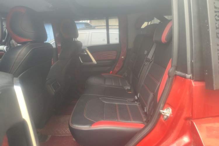 Used BAIC Off-Road BJ40 2019 PLUS 2.3T Automatic Four-Wheel Drive Flagship Edition China VI Emission Standard Left Rear Seat