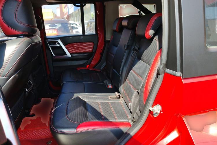 Used BAIC Off-Road BJ40 2019 2.3T Automatic Four-Wheel Drive Urban Hunter Edition Premium Model China VI Emission Standard Left Rear Seat
