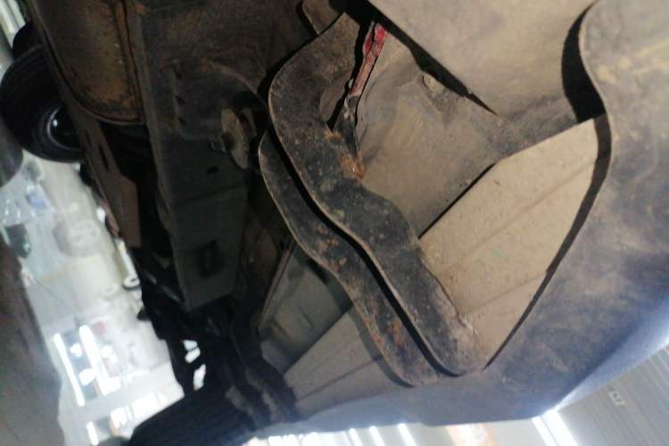 Used BAIC Off-Road BJ40 2019 Updated Version 2.0T Automatic All-Wheel Drive Urban Hunter Edition Premium China V Emission Standard Left Side Sill