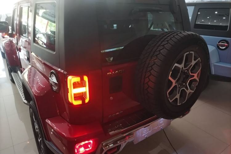 Used BAIC Off-Road BJ40 2019 PLUS 2.3T Automatic Four-Wheel Drive Flagship Edition China VI Emission Standard Rear