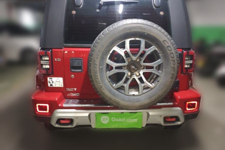 Used BAIC Off-Road BJ40 2019 2.0T Automatic Four-Wheel Drive Urban Hunter Edition Premium Model China V Emission Standard Rear