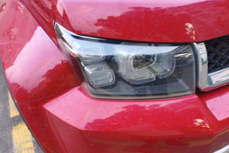 Used BAIC Off-Road BJ40 2019 PLUS 2.3T Automatic Four-Wheel Drive Premium Edition China VI Right Front Headlight