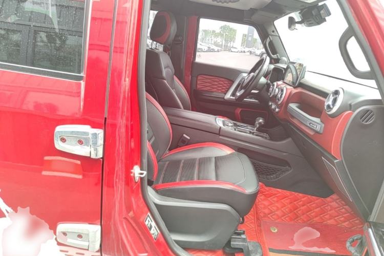 Used BAIC Off-Road BJ40 2019 2.3T Automatic Four-Wheel Drive Urban Hunter Edition Premium Model China VI Emission Standard Right Front Seat