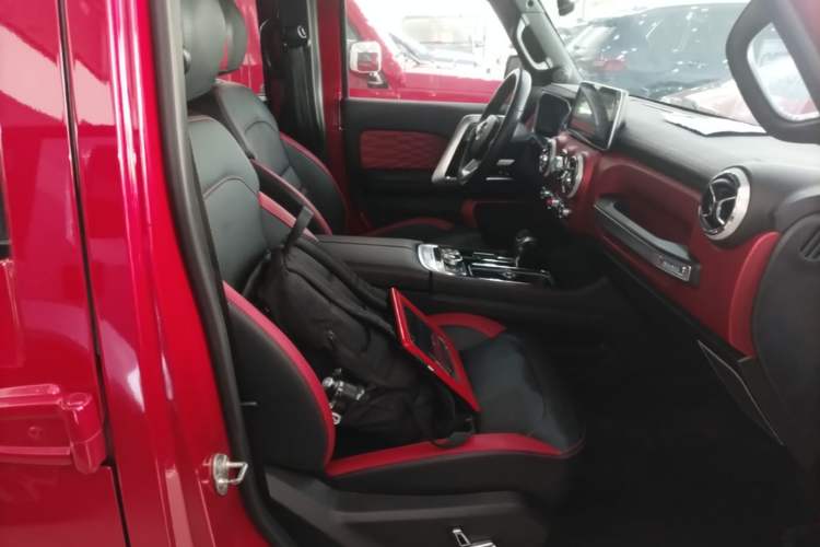 Used BAIC Off-Road BJ40 2019 PLUS 2.3T Automatic Four-Wheel Drive Flagship Edition China VI Emission Standard Right Front Seat