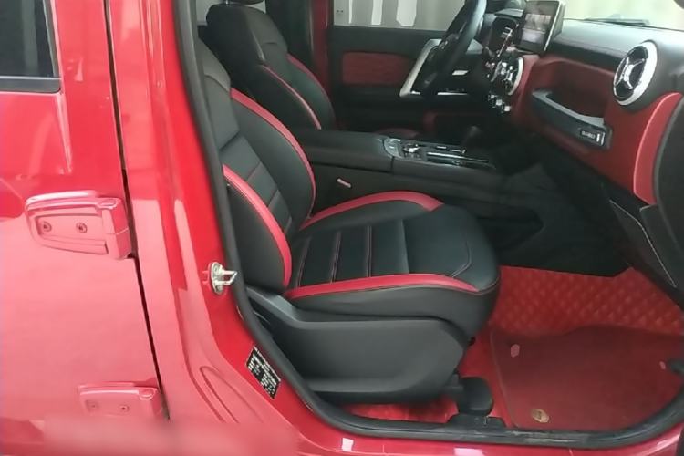 Used BAIC Off-Road BJ40 2019 Updated Version 2.0T Automatic All-Wheel Drive Urban Hunter Edition Premium China V Emission Standard Right Front Seat