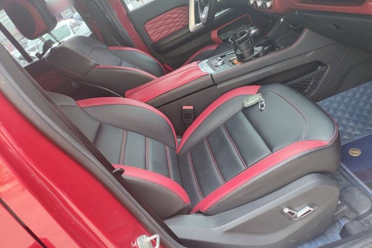 Used BAIC Off-Road BJ40 2019 2.3T Automatic Four-Wheel Drive Urban Hunter Edition Flagship Model China VI Emission Standard Right Front Seat