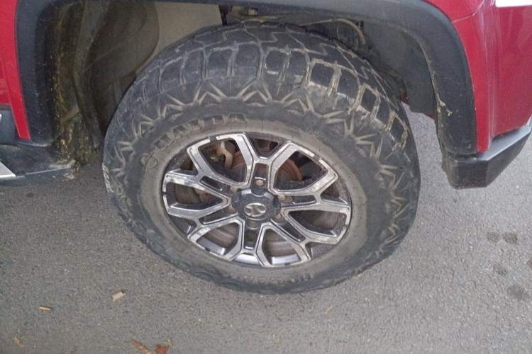 Used BAIC Off-Road BJ40 2019 2.0T Automatic Four-Wheel Drive Urban Hunter Edition Premium Model China V Emission Standard Right Front Wheel Hub