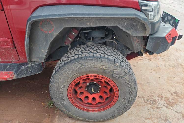 Used BAIC Off-Road BJ40 2019 PLUS 2.3T Automatic Four-Wheel Drive Premium Edition China VI Right Front Wheel Hub