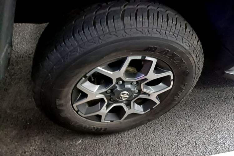 Used BAIC Off-Road BJ40 2019 PLUS 2.3T Automatic Four-Wheel Drive Premium Edition China VI Right Rear Wheel Hub