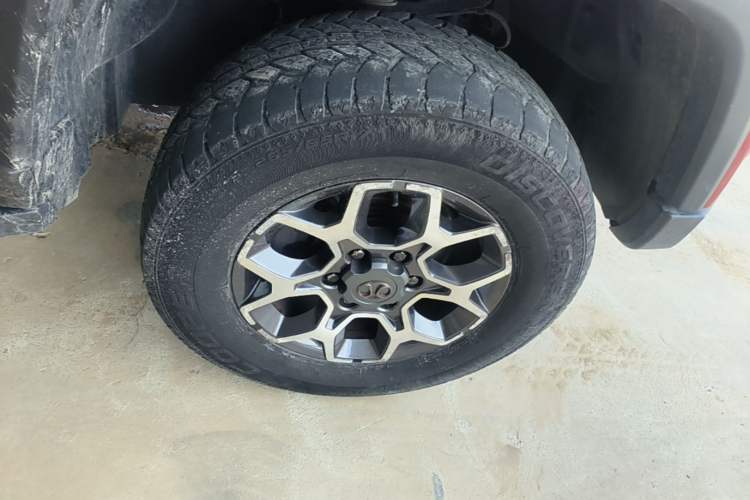 Used BAIC Off-Road BJ40 2019 PLUS 2.3T Automatic Four-Wheel Drive Flagship Edition China VI Emission Standard Right Rear Wheel Hub