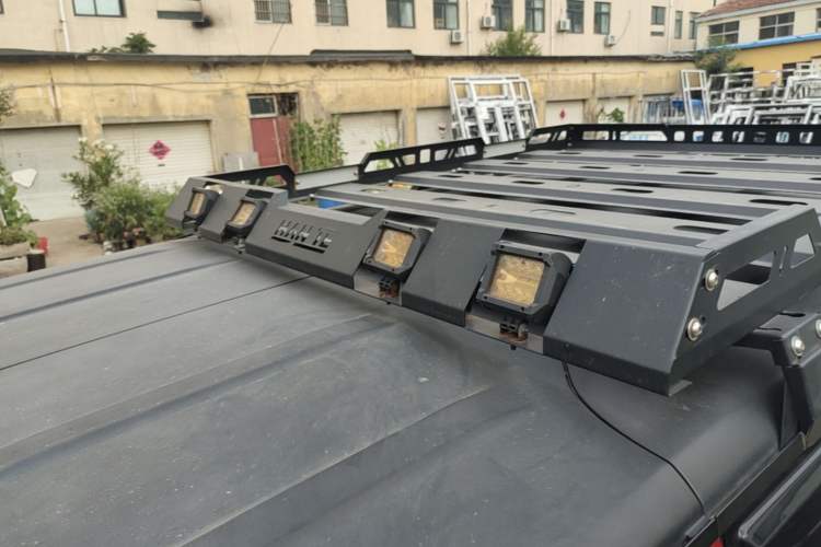 Used BAIC Off-Road BJ40 2019 2.3T Automatic Four-Wheel Drive Urban Hunter Edition Flagship Model China VI Emission Standard Roof