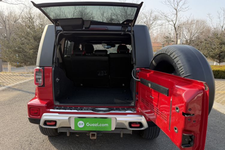 Used BAIC Off-Road BJ40 2019 2.3T Automatic Four-Wheel Drive Urban Hunter Edition Flagship Model China VI Emission Standard Trunk