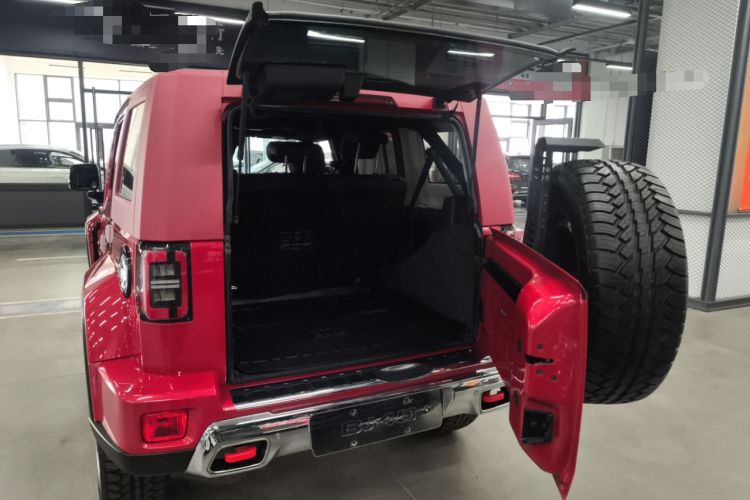 Used BAIC Off-Road BJ40 2019 PLUS 2.3T Automatic Four-Wheel Drive Flagship Edition China VI Emission Standard Trunk