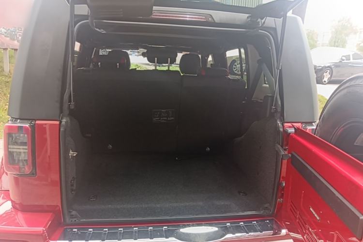 Used BAIC Off-Road BJ40 2019 PLUS 2.3T Automatic Four-Wheel Drive Premium Edition China VI Trunk