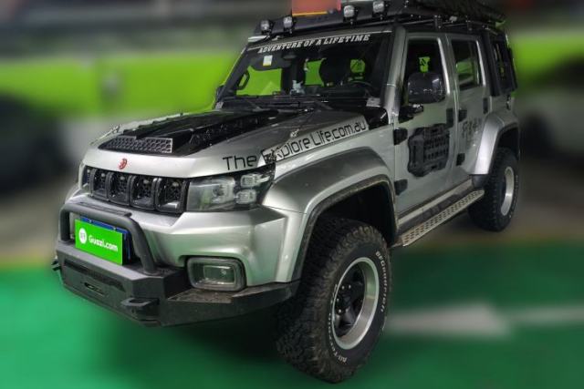 Used BAIC Off-Road BJ40 2019 2.3T Automatic Four-Wheel Drive Urban Hunter Edition Premium Model China VI Emission Standard