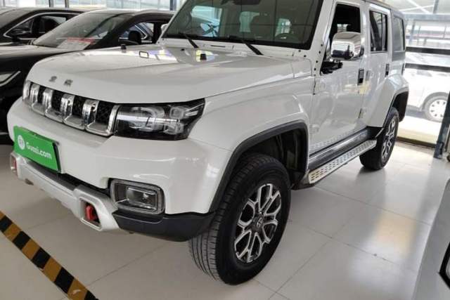 Used BAIC Off-Road BJ40 2019 2.3T Automatic Four-Wheel Drive Urban Hunter Edition Premium Model China VI Emission Standard