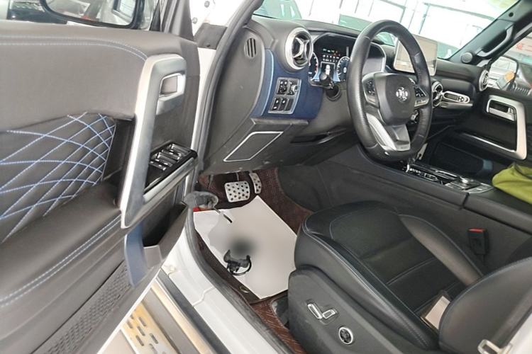 Used BAIC Off-Road BJ40 2019 2.3T Automatic Four-Wheel Drive Urban Hunter Edition Premium Model China VI Emission Standard Driver Seat