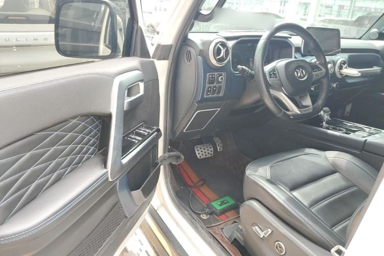 Used BAIC Off-Road BJ40 2019 2.3T Automatic Four-Wheel Drive Urban Hunter Edition Premium Model China VI Emission Standard Driver Seat
