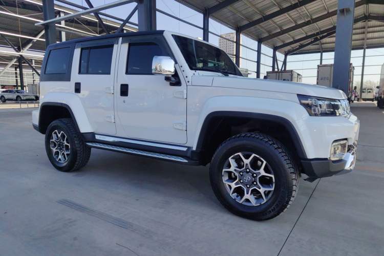 Used BAIC Off-Road BJ40 2019 PLUS 2.3T Automatic Four-Wheel Drive Flagship Edition China VI Emission Standard Exterior 2