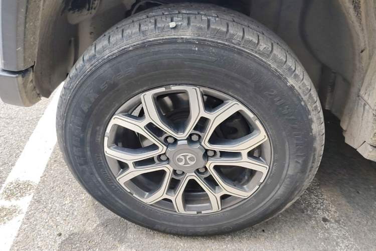 Used BAIC Off-Road BJ40 2019 2.3T Automatic Four-Wheel Drive Urban Hunter Edition Premium Model China VI Emission Standard Exterior 4