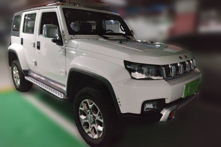 Used BAIC Off-Road BJ40 2019 PLUS 2.3T Manual Four-Wheel Drive Prestige Edition China VI Emission Standard Front Right 45 Deg