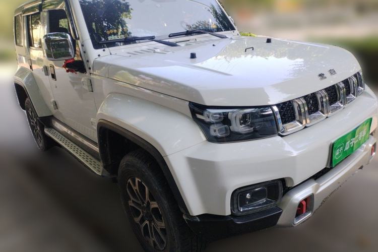 Used BAIC Off-Road BJ40 2019 2.3T Automatic Four-Wheel Drive Urban Hunter Edition Premium Model China VI Emission Standard Front Right 45 Deg