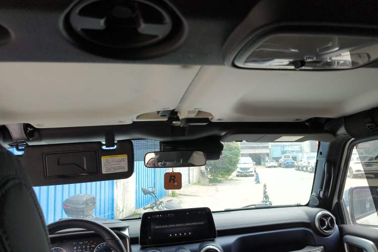 Used BAIC Off-Road BJ40 2019 PLUS 2.3T Automatic Four-Wheel Drive Premium Edition China VI Headliner