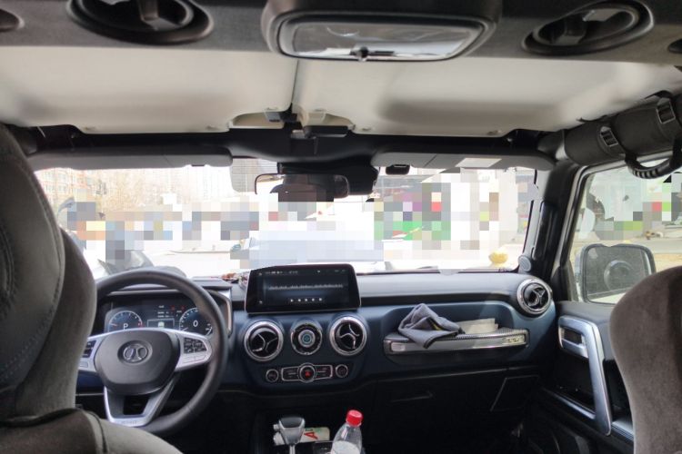 Used BAIC Off-Road BJ40 2019 2.3T Automatic Four-Wheel Drive Urban Hunter Edition Premium Model China VI Emission Standard Headliner