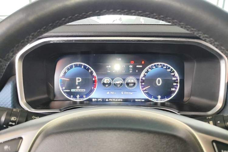 Used BAIC Off-Road BJ40 2019 2.3T Automatic Four-Wheel Drive Urban Hunter Edition Premium Model China VI Emission Standard Instrument Cluster