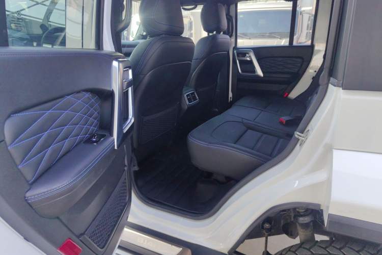 Used BAIC Off-Road BJ40 2019 PLUS 2.3T Automatic Four-Wheel Drive Flagship Edition China VI Emission Standard Interior 2