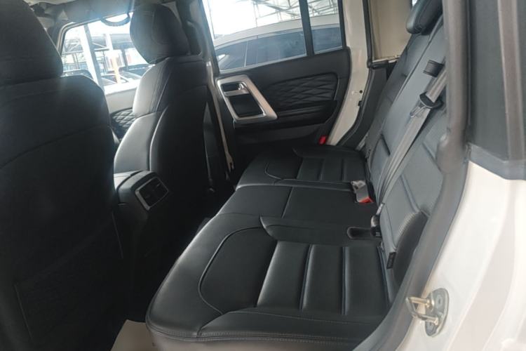 Used BAIC Off-Road BJ40 2019 PLUS 2.3T Automatic Four-Wheel Drive Flagship Edition China VI Emission Standard Left Rear Seat