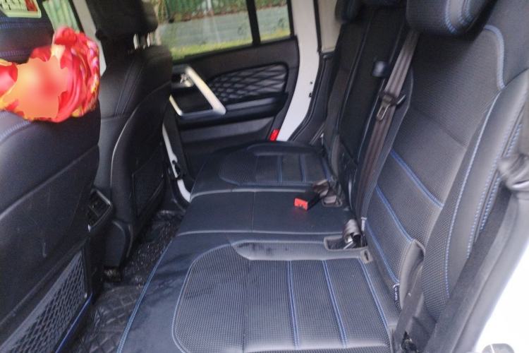 Used BAIC Off-Road BJ40 2019 2.3T Automatic Four-Wheel Drive Urban Hunter Edition Premium Model China VI Emission Standard Left Rear Seat