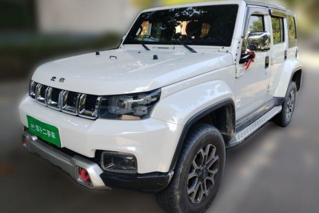 Used BAIC Off-Road BJ40 2019 2.3T Automatic Four-Wheel Drive Urban Hunter Edition Premium Model China VI Emission Standard
