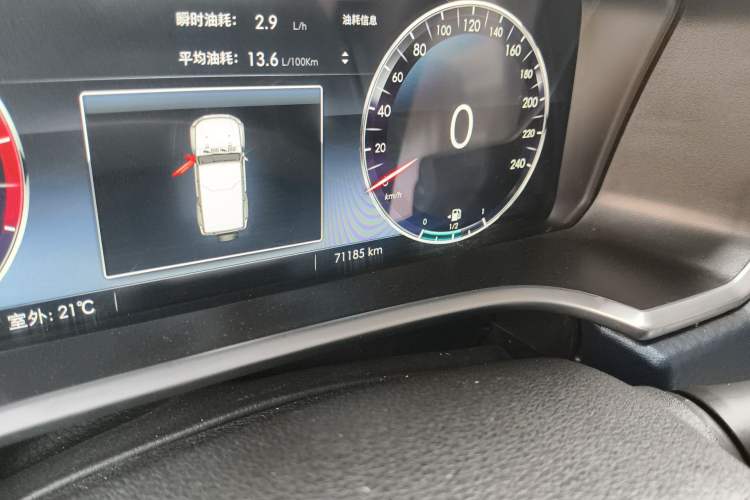 Used BAIC Off-Road BJ40 2019 2.3T Automatic Four-Wheel Drive Urban Hunter Edition Premium Model China VI Emission Standard Odometer Close Up