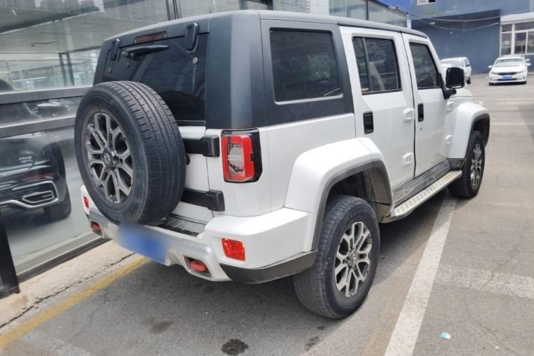 Used BAIC Off-Road BJ40 2019 2.3T Automatic Four-Wheel Drive Urban Hunter Edition Premium Model China VI Emission Standard Rear Right 45 Deg