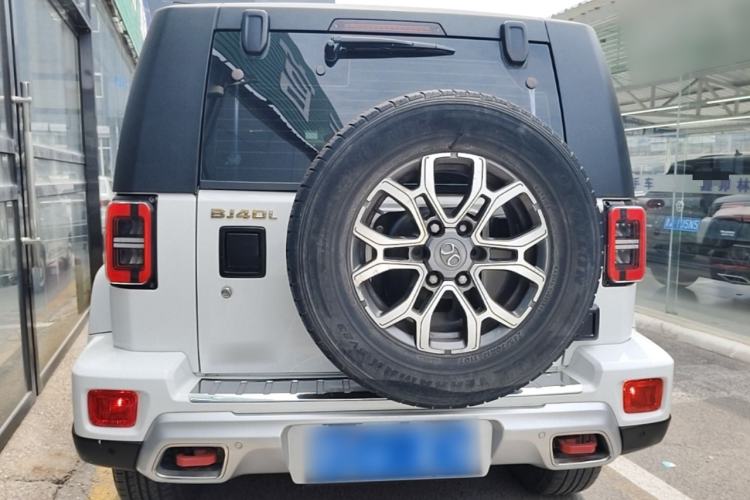 Used BAIC Off-Road BJ40 2019 2.3T Automatic Four-Wheel Drive Urban Hunter Edition Premium Model China VI Emission Standard Rear