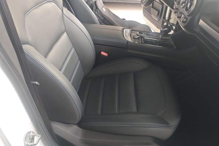 Used BAIC Off-Road BJ40 2019 PLUS 2.3T Automatic Four-Wheel Drive Flagship Edition China VI Emission Standard Right Front Seat