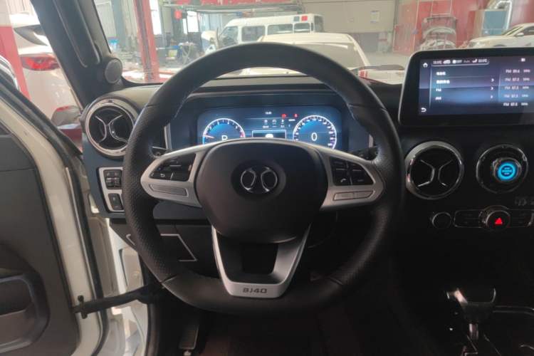 Used BAIC Off-Road BJ40 2019 PLUS 2.3T Automatic Four-Wheel Drive Premium Edition China VI Steering Wheel