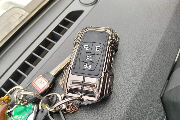 Used BAIC Off-Road BJ40 2019 2.3T Automatic Four-Wheel Drive Urban Hunter Edition Premium Model China VI Emission Standard Vehicle Key