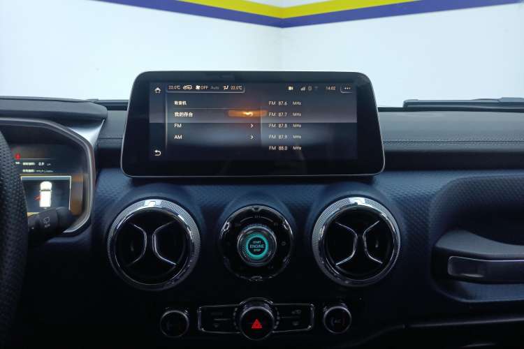 Used BAIC Off-Road BJ40 2019 2.3T Automatic Four-Wheel Drive Ring the Tower Champion Edition China VI Audio And AC Panel
