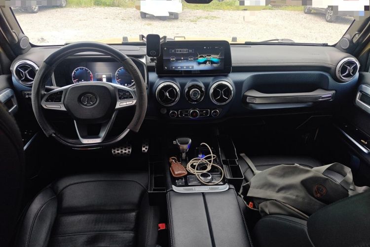 Used BAIC Off-Road BJ40 2019 2.3T Automatic Four-Wheel Drive Ring the Tower Champion Edition China VI Center Console