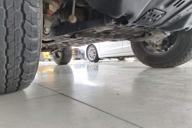 Used BAIC Off-Road BJ40 2019 2.3T Automatic Four-Wheel Drive Ring the Tower Champion Edition China VI Chassis Front Right