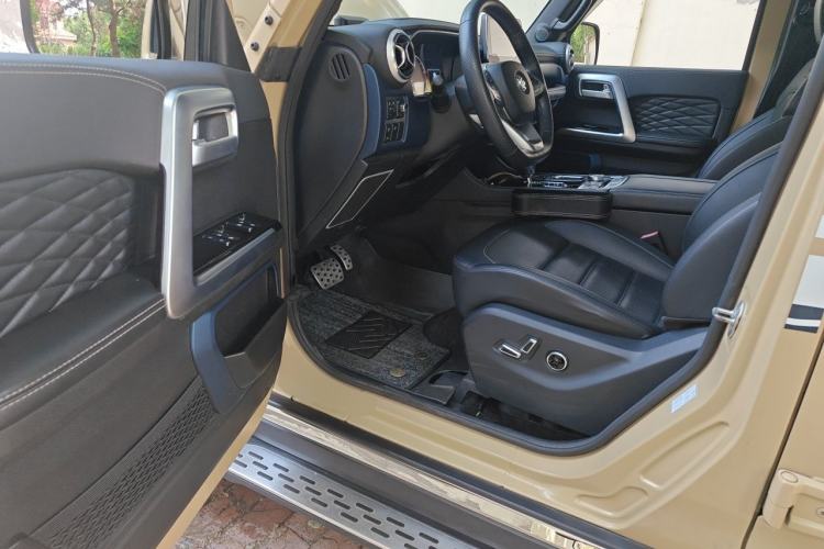 Used BAIC Off-Road BJ40 2019 2.3T Automatic Four-Wheel Drive Ring the Tower Champion Edition China VI Driver Seat