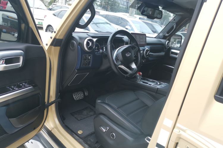 Used BAIC Off-Road BJ40 2019 2.3T Automatic Four-Wheel Drive Ring the Tower Champion Edition China VI Driver Seat