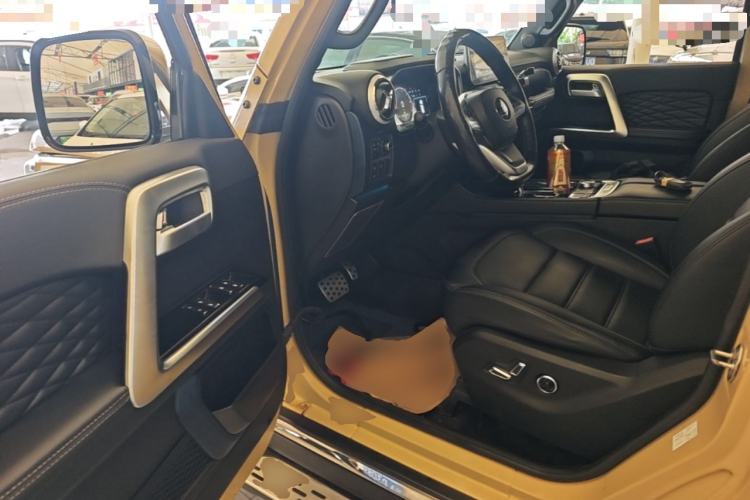 Used BAIC Off-Road BJ40 2019 2.3T Automatic Four-Wheel Drive Ring the Tower Champion Edition China VI Driver Seat