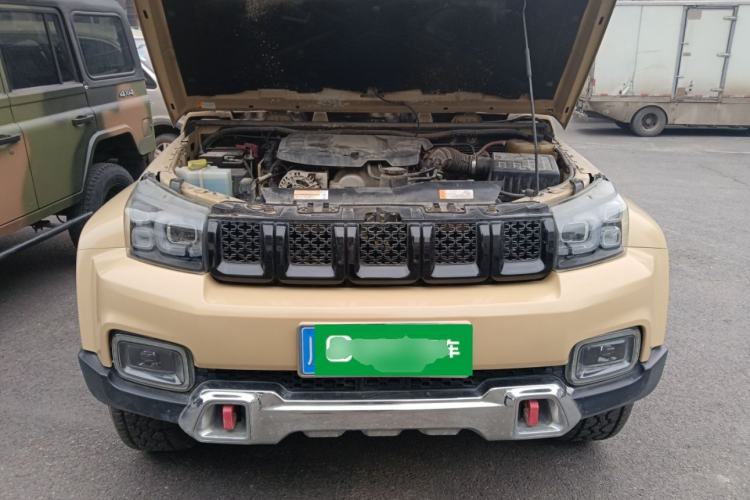 Used BAIC Off-Road BJ40 2019 2.3T Automatic Four-Wheel Drive Ring the Tower Champion Edition China VI Engine Bay