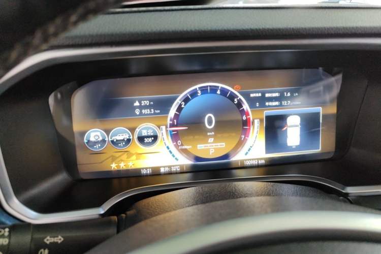 Used BAIC Off-Road BJ40 2019 2.3T Automatic Four-Wheel Drive Ring the Tower Champion Edition China VI Instrument Cluster