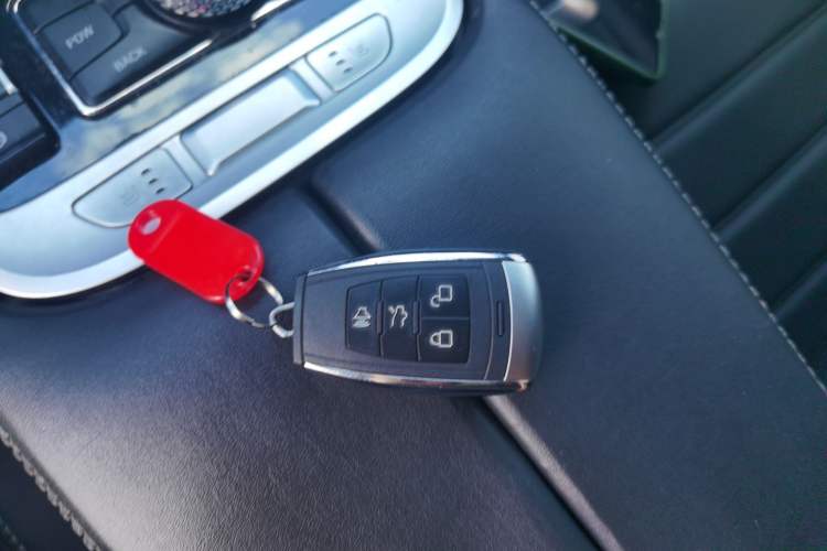 Used BAIC Off-Road BJ40 2019 2.3T Automatic Four-Wheel Drive Ring the Tower Champion Edition China VI Interior 1